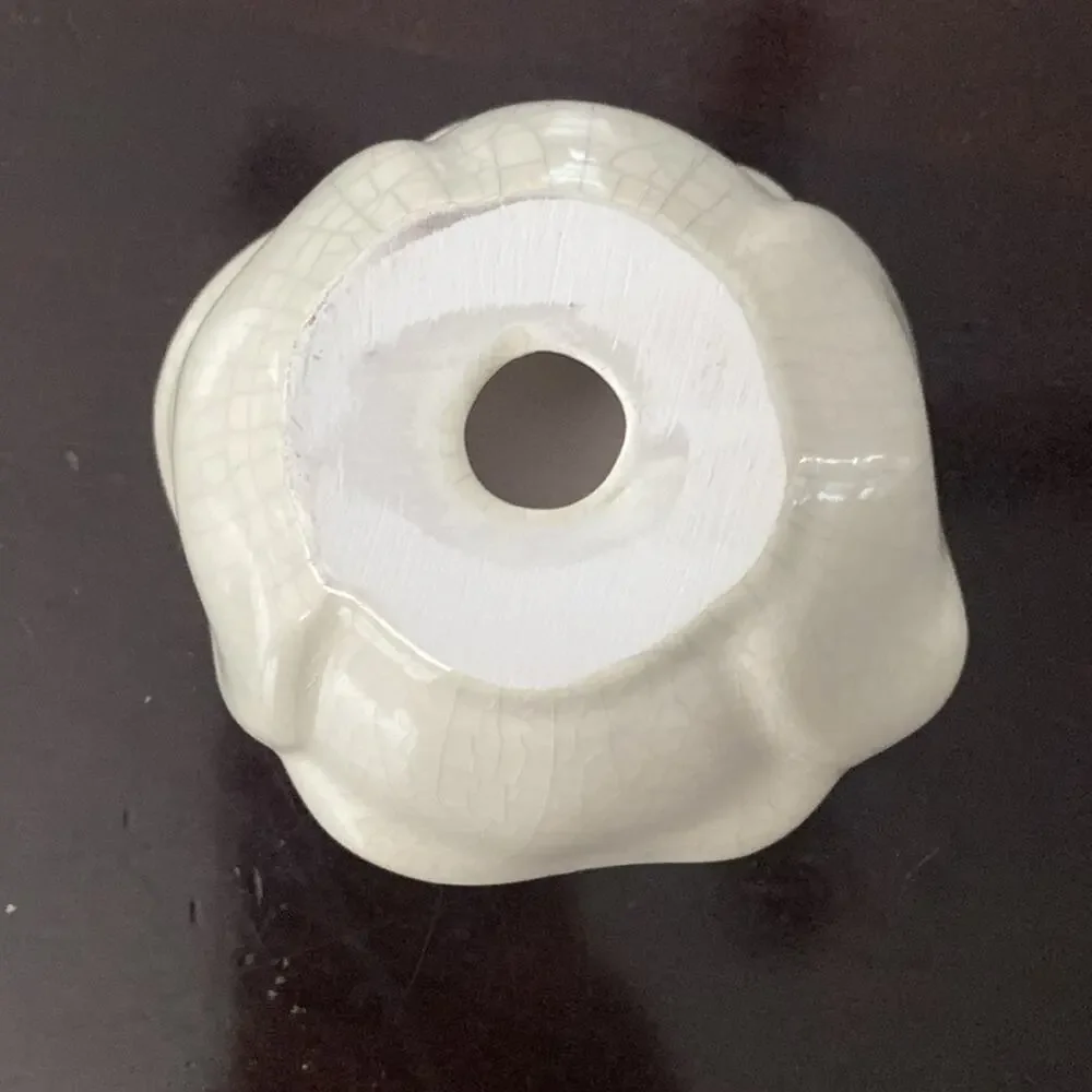 Vintage Hallmark cream ceramic rose‎ petal tea light candle holder
